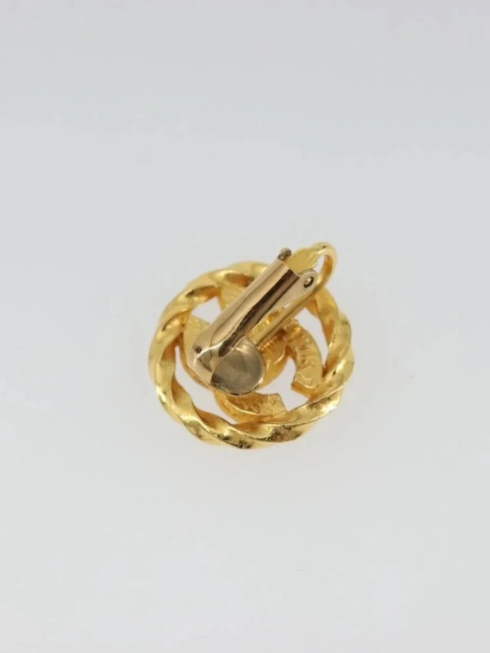 CHANEL Earring Metal Gold Tone CC Auth 188627